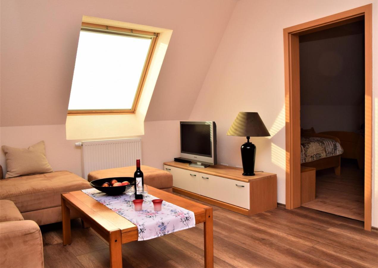 Ferienwohnung Anneliese Am Stadttor 霍恩巴赫 外观 照片